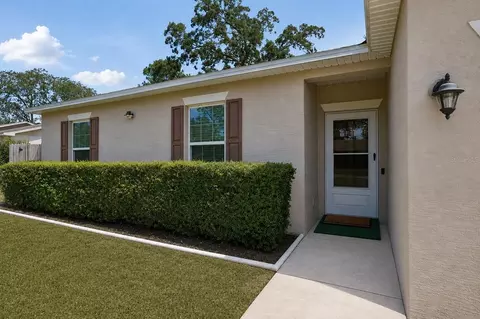 Exterior - 7429 Mohawk Trl, Spring Hill, FL 34606 photo 2 of 4