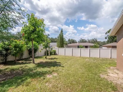 Exterior - 3116 Indigo Pl, Seffner, FL 33584 photo 14 of 24