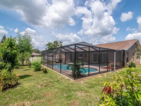 Exterior - 3116 Indigo Pl, Seffner, FL 33584 photo 21 of 24