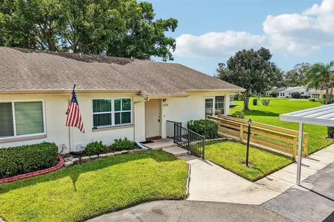 2224 Grenadier Dr, Sun City Center, FL 33573