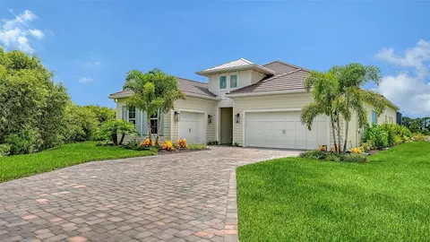 6200 Isla Del Ray Ave, Sarasota, FL 34240