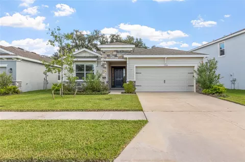 3504 Crescent Peak Way, Plant City, FL 33565