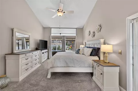 Bedroom - 2317 Eagle Bluff Dr, Valrico, FL 33596 photo 2 of 5