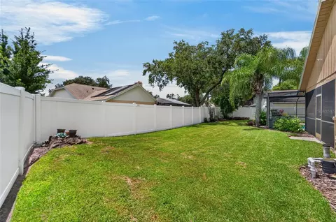Exterior - 2317 Eagle Bluff Dr, Valrico, FL 33596 photo 11 of 16