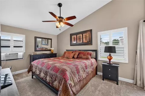 Bedroom - 2317 Eagle Bluff Dr, Valrico, FL 33596 photo 4 of 5