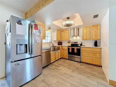 Kitchen - 602 Mindy Dr, Largo, FL 33771 photo 1 of 7
