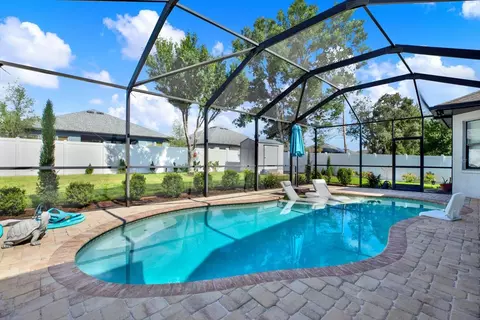 Exterior - 652 Tierra Dr, Spring Hill, FL 34609 photo 2 of 11