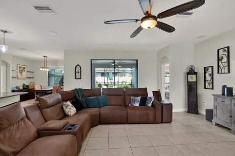 Living - 652 Tierra Dr, Spring Hill, FL 34609 photo 1 of 1