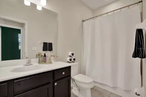 Bath - 652 Tierra Dr, Spring Hill, FL 34609 photo 3 of 5
