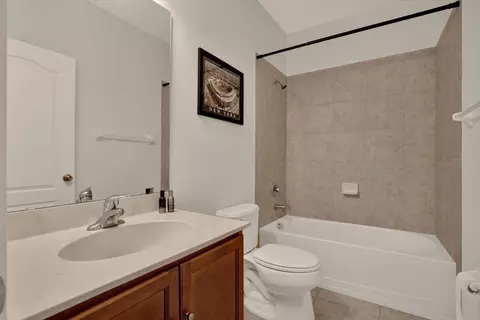Bath - 652 Tierra Dr, Spring Hill, FL 34609 photo 2 of 5