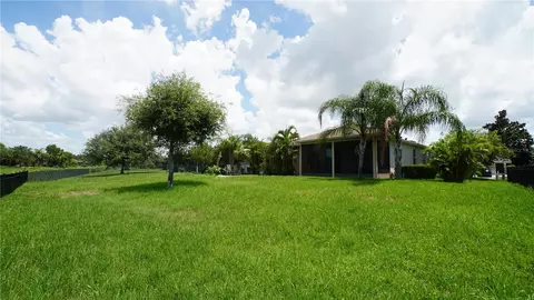 Exterior - 222 Star Shell Dr, Apollo Beach, FL 33572 photo 6 of 6