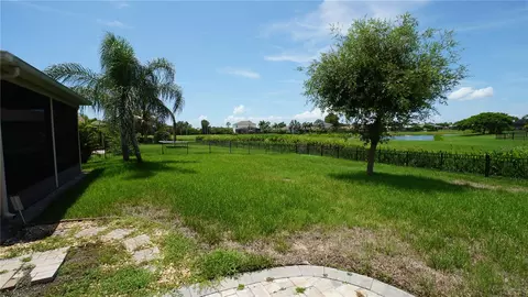 Exterior - 222 Star Shell Dr, Apollo Beach, FL 33572 photo 4 of 6