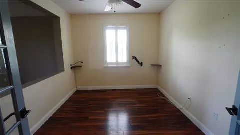 Living - 222 Star Shell Dr, Apollo Beach, FL 33572 photo 4 of 4