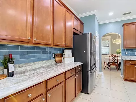 Kitchen - 12820 Solola Way, New Port Richey, FL 34655 photo 5 of 10
