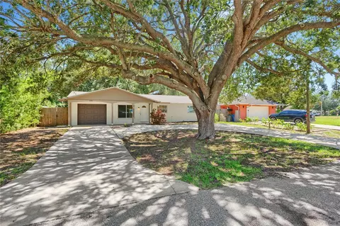 4680 Cronin Dr, Sarasota, FL 34232