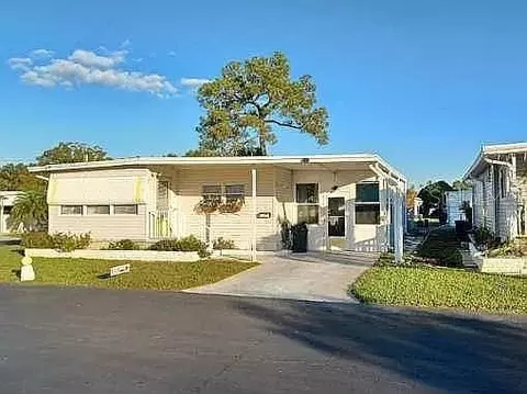 7880 54th Ave N #106, Saint Petersburg, FL 33709