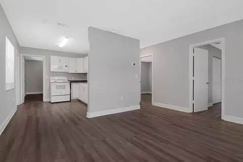 Living - 1209 62nd Ave E, Bradenton, FL 34203 photo 6 of 10