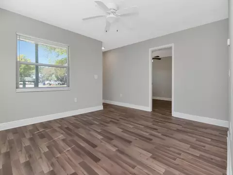Living - 1209 62nd Ave E, Bradenton, FL 34203 photo 3 of 10