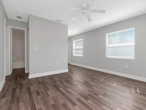 Living - 1209 62nd Ave E, Bradenton, FL 34203 photo 4 of 10