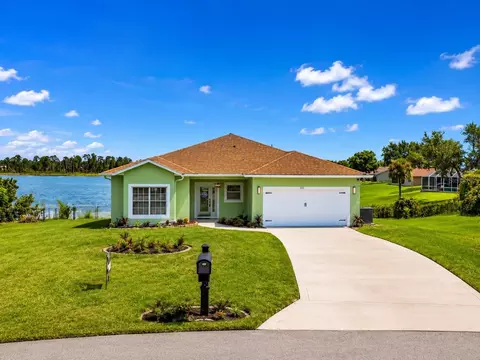 2122 Dumas Dr, Deltona, FL 32738