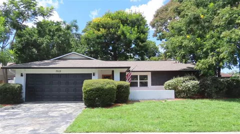 7515 Winging Way Dr, Tampa, FL 33615