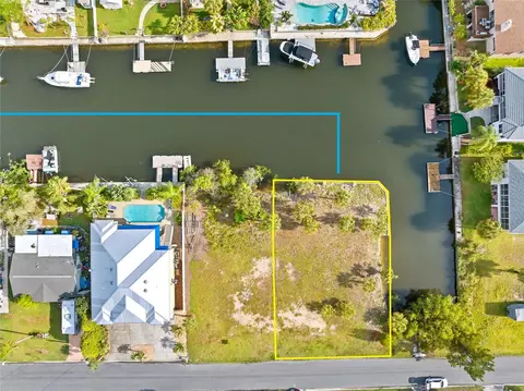 4342 Tahiti Dr, Hernando Beach, FL 34607 photo 4