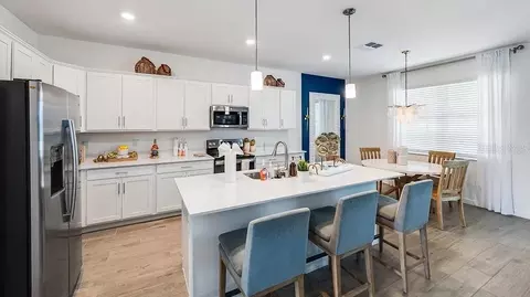 Kitchen - 3613 Ambersweet Xing, Parrish, FL 34219 photo 1 of 3