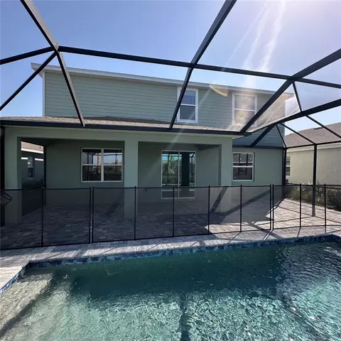 Exterior - 3613 Ambersweet Xing, Parrish, FL 34219 photo 3 of 4