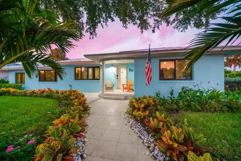 751 Mandalay Ave, Clearwater Beach, FL 33767
