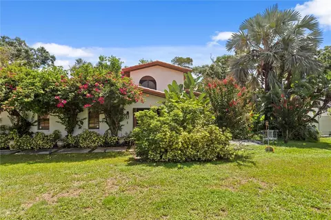 7915 Flowerfield Dr, Tampa, FL 33615