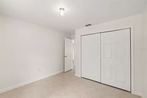 Bedroom - 10324 Summerview Cir, Riverview, FL 33578 photo 6 of 12