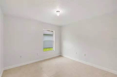Bedroom - 10324 Summerview Cir, Riverview, FL 33578 photo 7 of 12