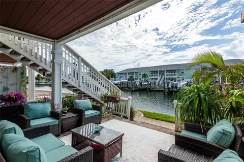 5132 Beach Dr SE #C, Saint Petersburg, FL 33705