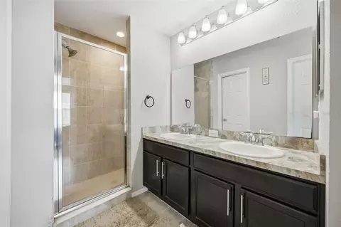 Bath - 9649 Tocobaga Pl, Riverview, FL 33578 photo 2 of 6