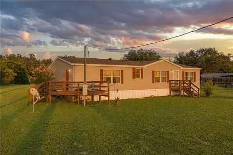 3410 Anata Dr, Zephyrhills, FL 33541