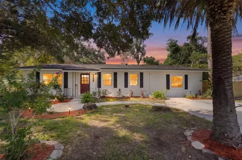 37072 Janet Cir, Dade City, FL 33525