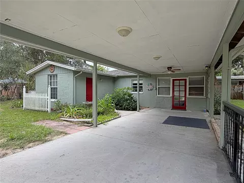 Exterior - 7806 Alafia Ridge Rd, Riverview, FL 33569 photo 3 of 7