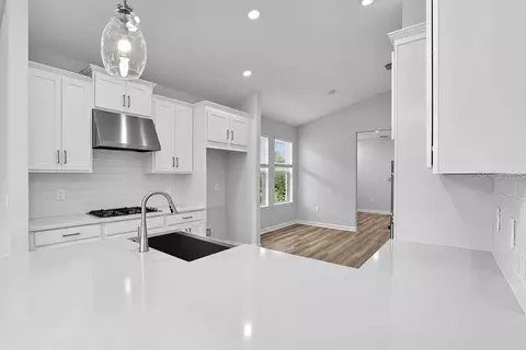 Kitchen - 14246 Sawmill St, Parrish, FL 34219 photo 4 of 4