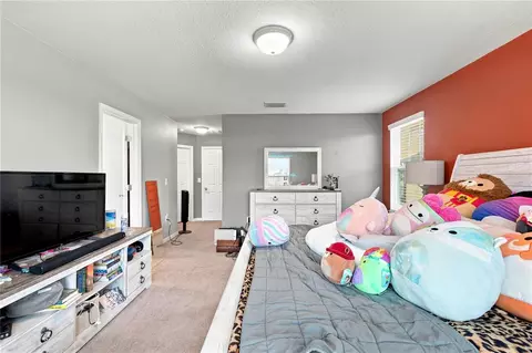Bedroom - 9237 Hillcroft Dr, Riverview, FL 33578 photo 6 of 7