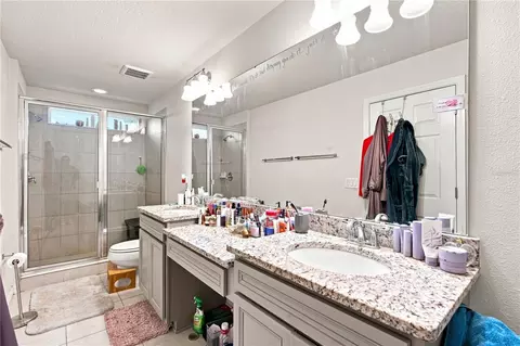 Bath - 9237 Hillcroft Dr, Riverview, FL 33578 photo 2 of 3