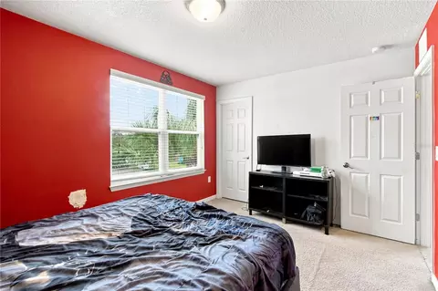 Bedroom - 9237 Hillcroft Dr, Riverview, FL 33578 photo 2 of 7