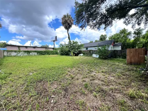 8508 N 9th St, Tampa, FL 33604