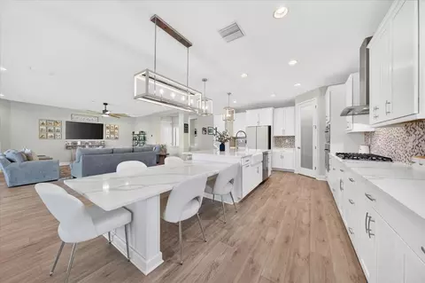 Kitchen - 12962 Steed Trace Loop, Lithia, FL 33547 photo 3 of 5