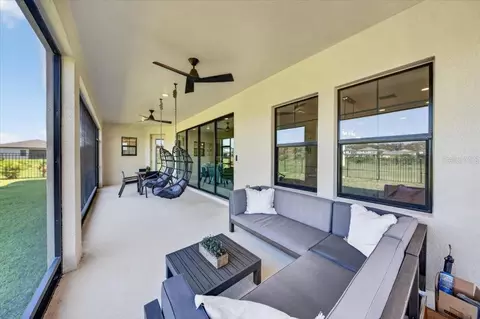 Exterior - 12962 Steed Trace Loop, Lithia, FL 33547 photo 7 of 10