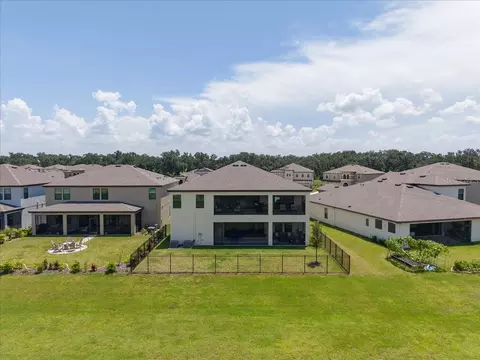 Exterior - 12962 Steed Trace Loop, Lithia, FL 33547 photo 2 of 10