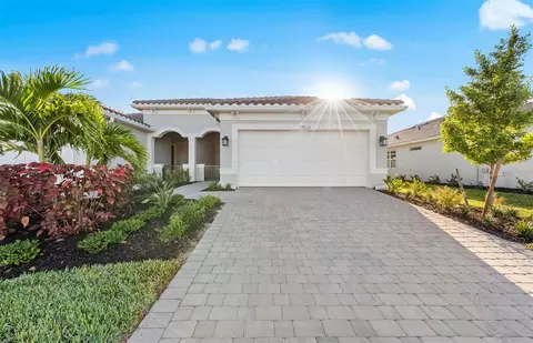 6855 Cali Ct, Nokomis, FL 34275