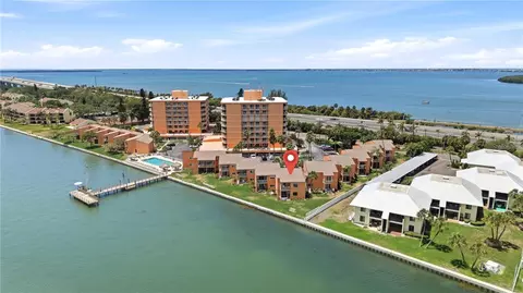 7400 Sunshine Skyway Ln S #111, Saint Petersburg, FL 33711