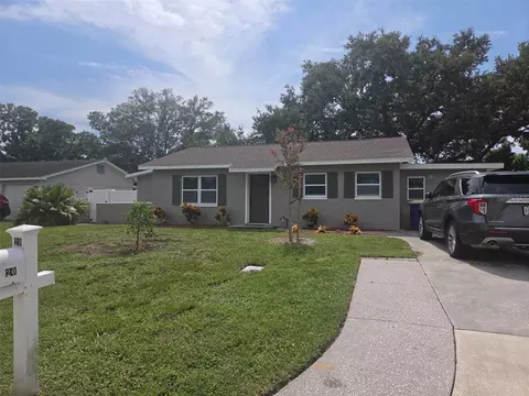 20 S Saturn Ave, Clearwater, FL 33755