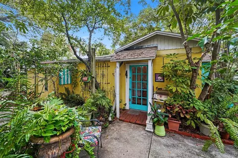 3505 W Mcelroy Ave, Tampa, FL 33611