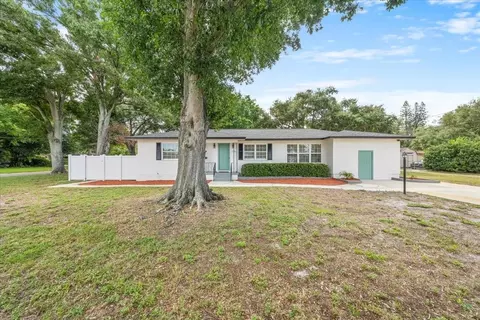 125 61st St N, Saint Petersburg, FL 33710